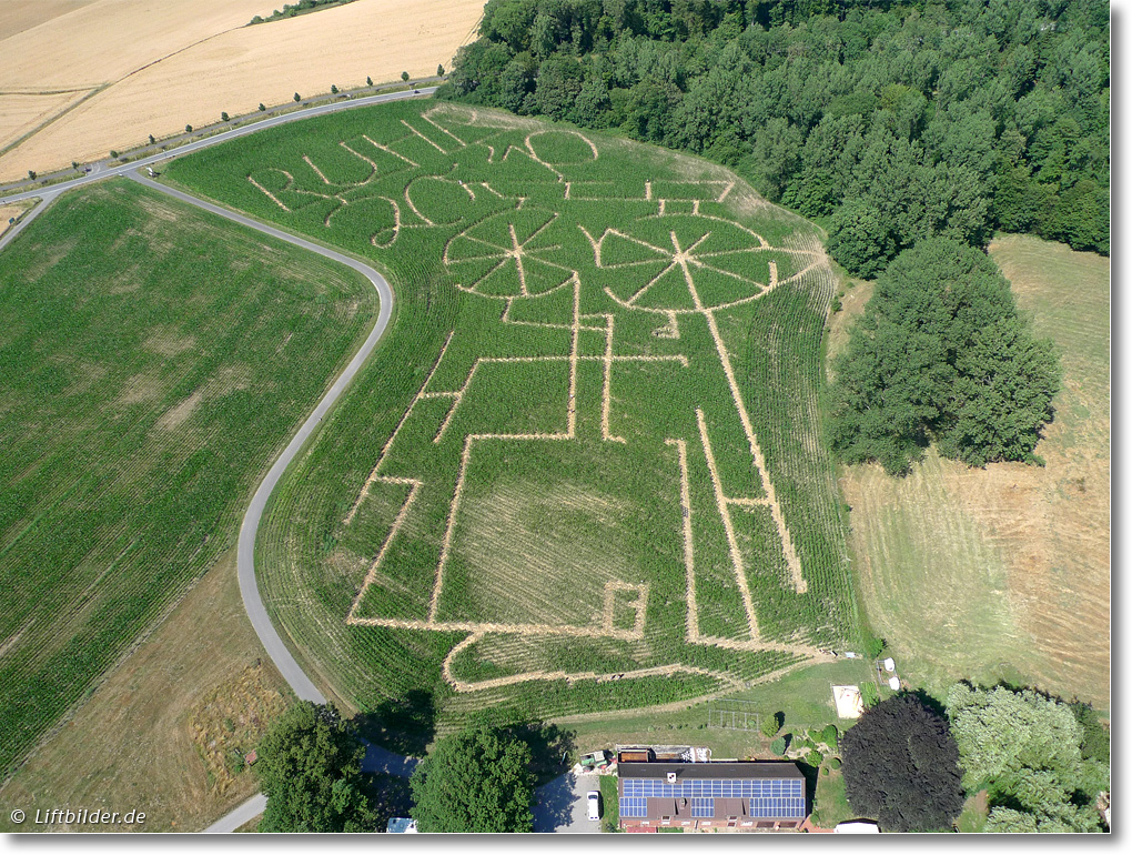 Liftbilder.de - Labyrinth im Maisfeld, RUHR.2010 � Kulturhauptstadt Europas, Selm 